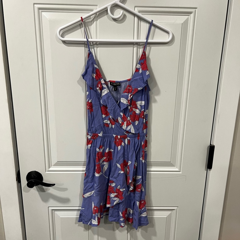 Beautiful flowy floral dress